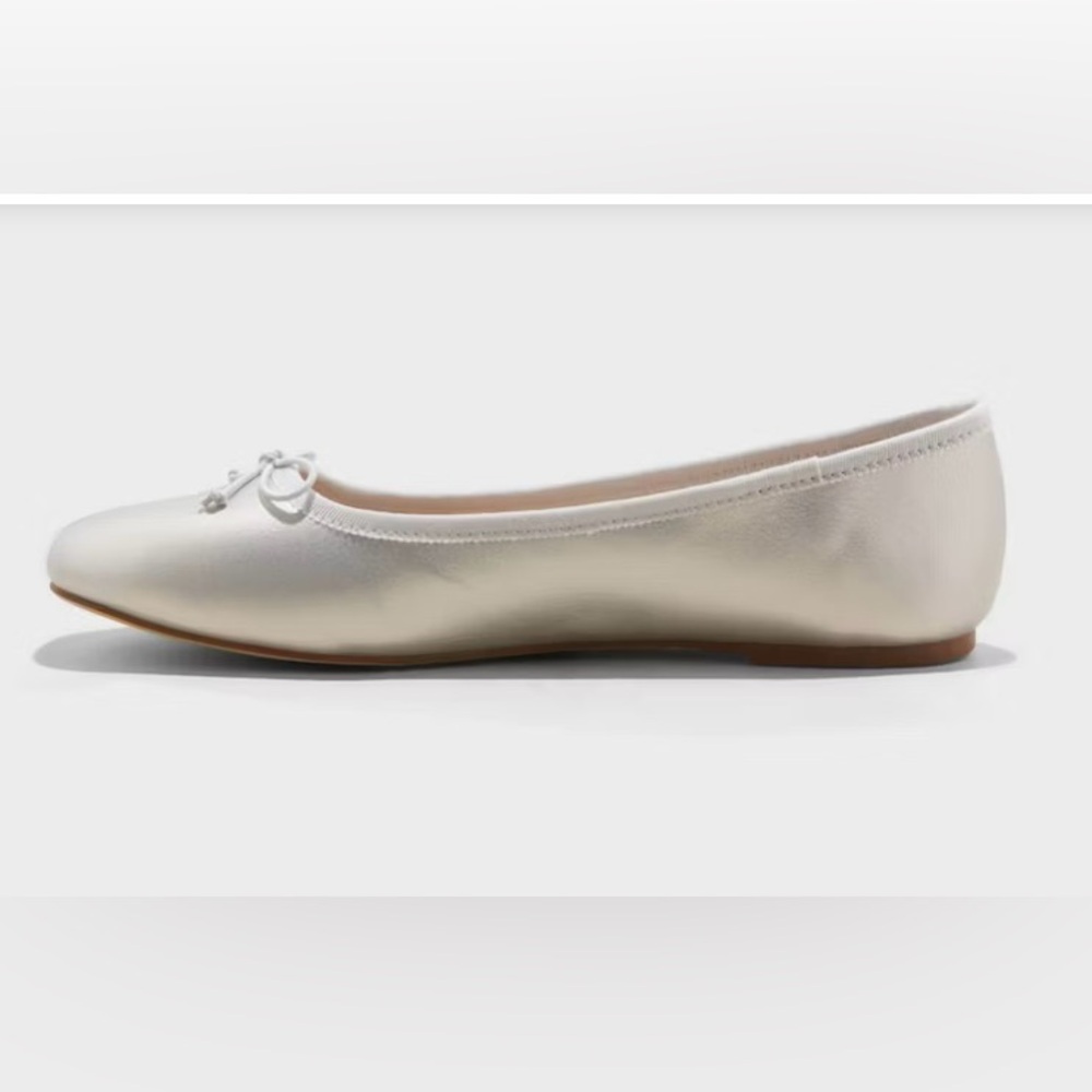 Jackie Silver Memory Foam Ballet Flats from A New Day NWT - Picture 3 of 10